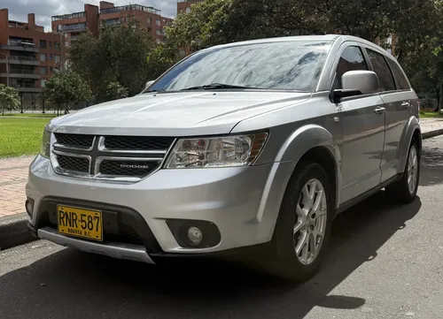 Dodge Journey 2011 - $28.900.000 | Rival
