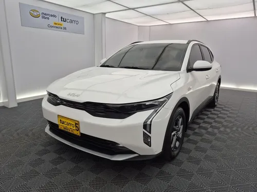 Kia K3 Cross 2025 - $74.000.000 | Rival
