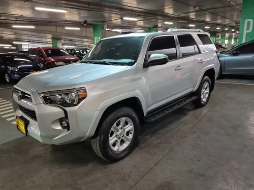 Toyota 4Runner 2022 - $190.000.000 | Rival
