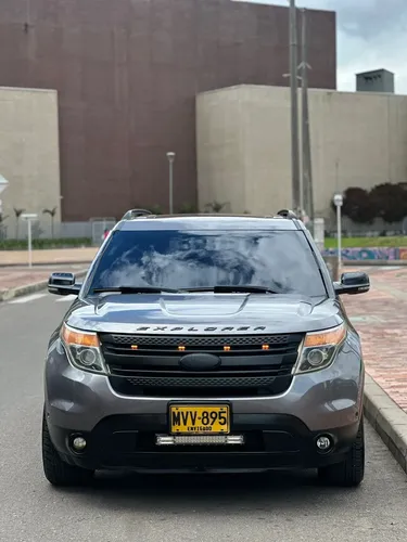 Ford Explorer 2013 - $59.000.000 | Rival