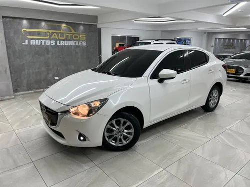 Mazda 2 2019 - $59.900.000 | Rival