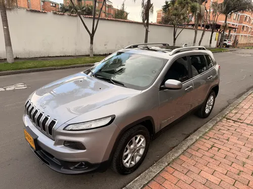 Jeep Cherokee 2016 - $53.800.000 | Rival