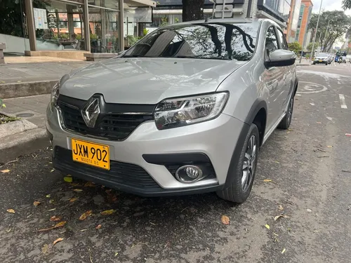 Renault Logan 2022 - $55.000.000 | Rival