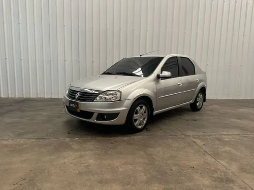 Renault Logan 2015 - $26.990.000 | Rival