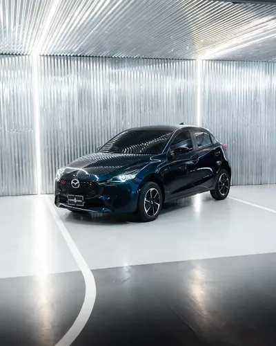 Mazda 2 2027 - $90.900.000 | Rival