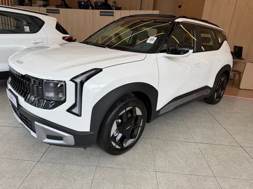 Kia Seltos 2027 - $119.990.000 | Rival