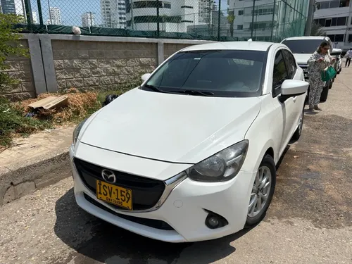 Mazda 2 2017 - $48.900.000 | Rival