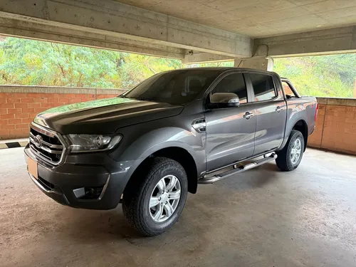 Ford Ranger 2023 - $144.000.000 | Rival