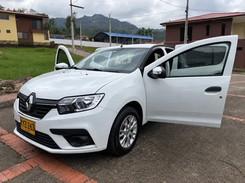Renault Sandero 2022 - $44.900.000 | Rival