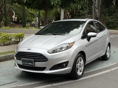 Ford Fiesta 2018 - $41.800.000 | Rival