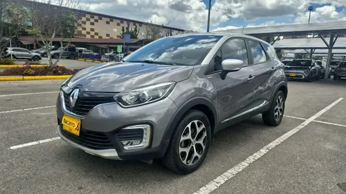 Renault Captur 2021 - $69.900.000 | Rival
