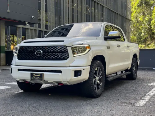 Toyota Tundra 2018 - $163.900.000 | Rival