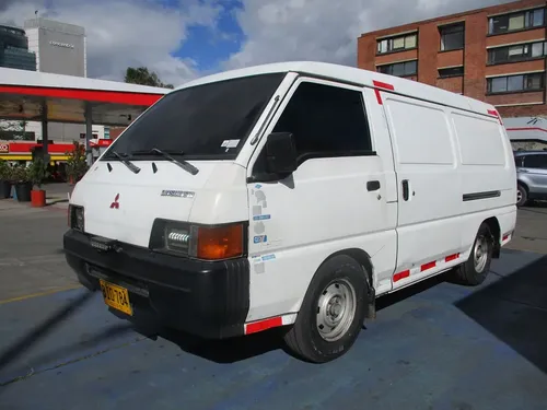 Mitsubishi L300 1997 - $25.000.000 | Rival