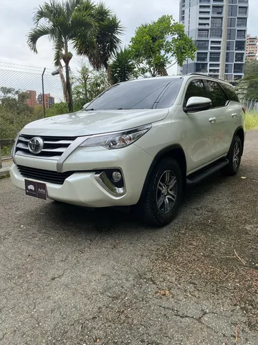 Toyota Fortuner 2019 - $189.990.000 | Rival