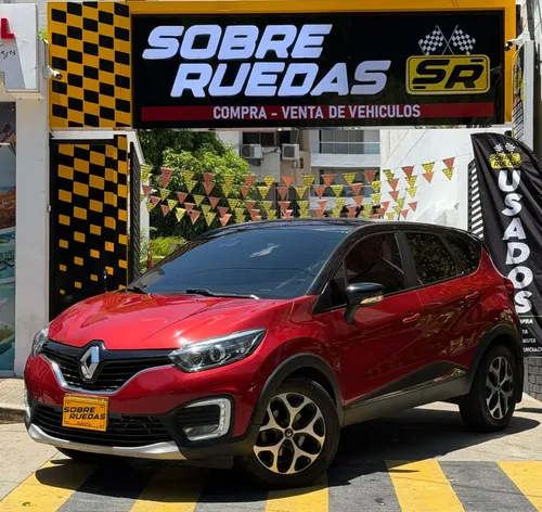 Renault Captur 2018 - $57.900.000 | Rival