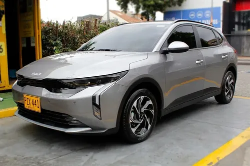 Kia K3 Cross 2026 - $86.000.000 | Rival