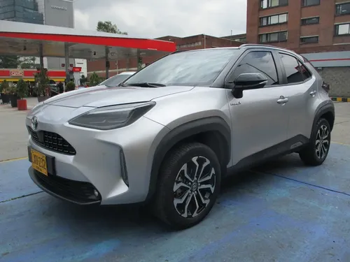 Toyota Yaris Cross 2023 - $116.000.000 | Rival