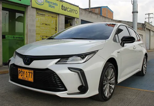 Toyota Corolla 2025 - $108.000.000 | Rival