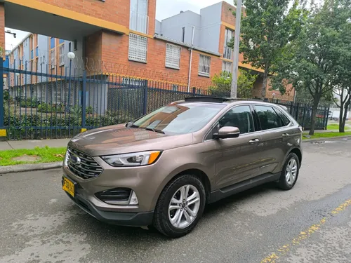 Ford Edge 2019 - $83.000.000 | Rival