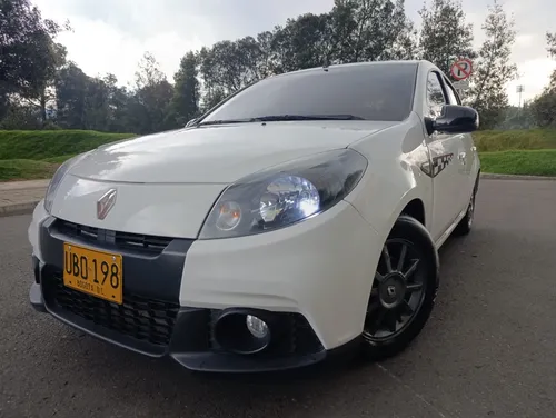Renault Sandero 2015 - $34.900.000 | Rival
