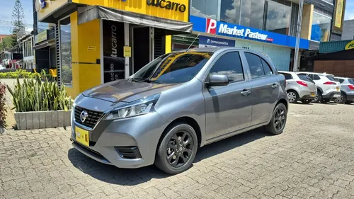 Nissan March 2022 - $43.800.000 | Rival