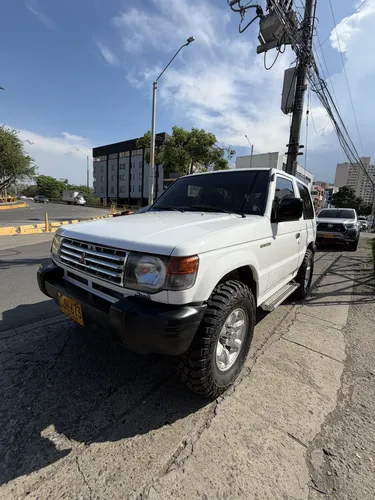 Mitsubishi Montero 2001 - $59.000.000 | Rival