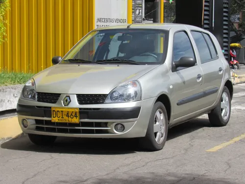 Renault Clio 2009 - $25.000.000 | Rival