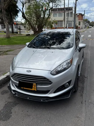 Ford Fiesta 2018 - $46.500.000 | Rival