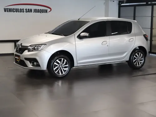 Renault Sandero 2025 - $57.800.000 | Rival