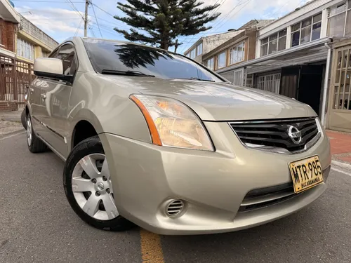 Nissan Sentra 2013 - $31.900.000 | Rival