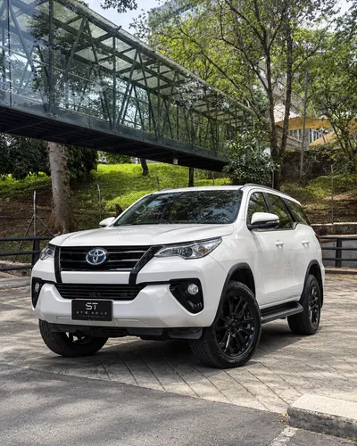 Toyota Fortuner 2017 - $149.900.000 | Rival