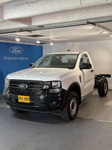 Ford Ranger 2027 - $165.000.000 | Rival