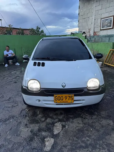 Renault Twingo 2006 - $16.000.000 | Rival