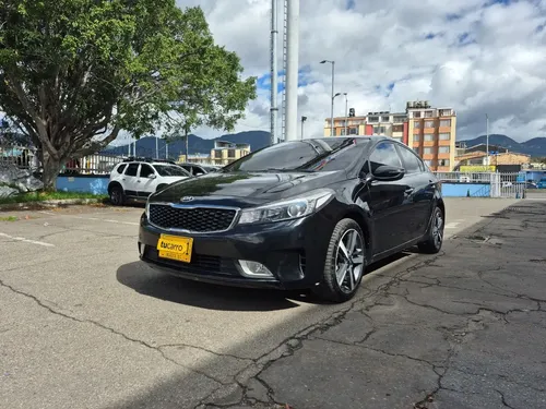 Kia CERATO PRO 2017 - $56.000.000 | Rival