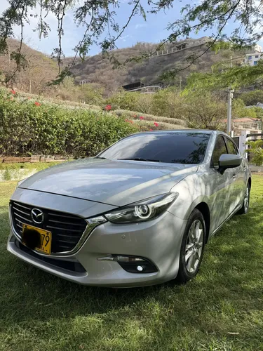 Mazda 3 2019 - $67.000.000 | Rival