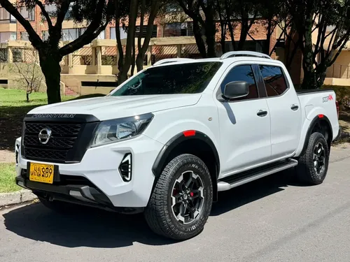 Nissan Frontier 2022 - $141.900.000 | Rival