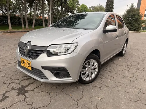 Renault Logan 2023 - $48.000.000 | Rival