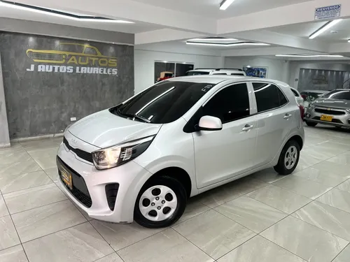 Kia Picanto 2024 - $48.900.000 | Rival