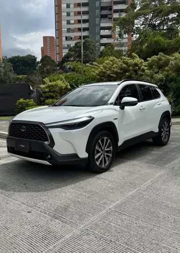 Toyota Corolla Cross 2022 - $117.900.000 | Rival