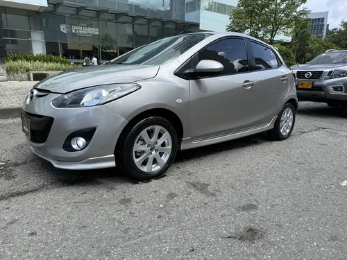 Mazda 2 2012 - $39.800.000 | Rival