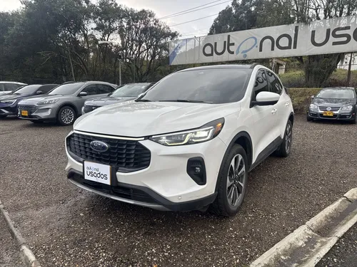 Ford Escape 2024 - $133.900.000 | Rival