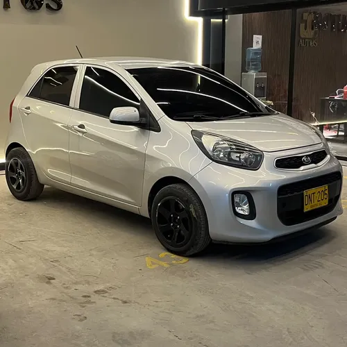 Kia Picanto Ion R 2017 - $38.900.000 | Rival