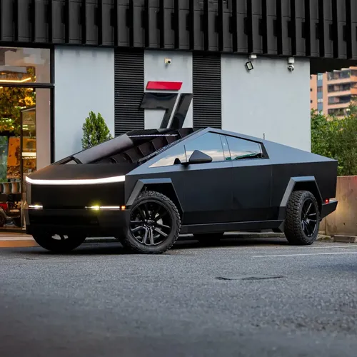 Tesla Cybertruck 2026 - $690.000.000 | Rival