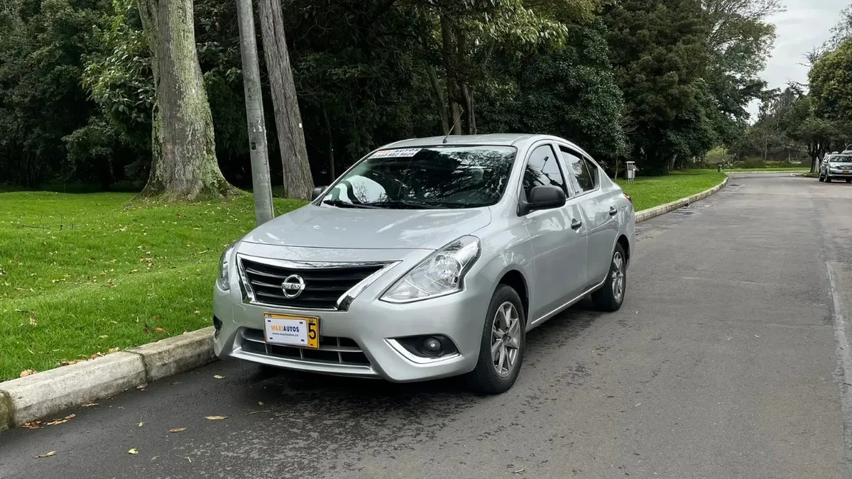 Nissan Versa 2022 - $59.900.000 | Rival