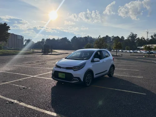 Kia Picanto 2024 - $62.990.000 | Rival