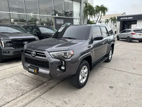 Toyota 4Runner 2023 - $219.990.000 | Rival