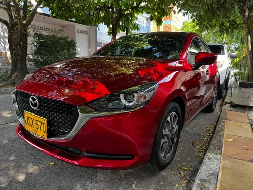Mazda 2 2021 - $70.000.000 | Rival