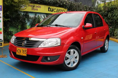 Renault Logan 2013 - $31.000.000 | Rival