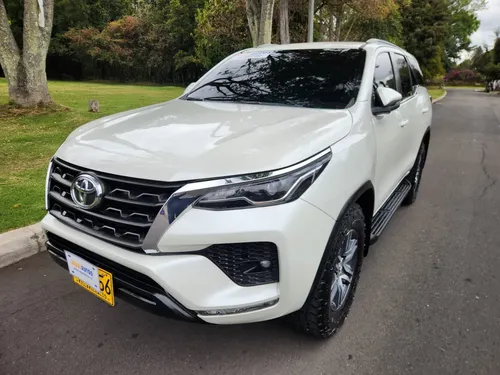 Toyota Fortuner 2021 - $180.000.000 | Rival