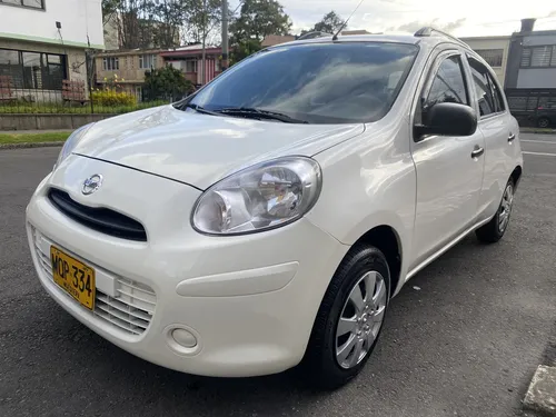 Nissan March 2016 - $35.800.000 | Rival